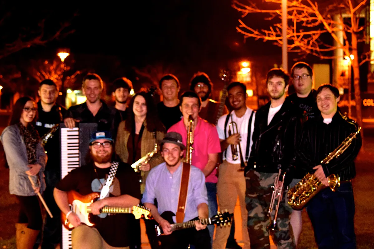 Group Shot-Post on Fall 2015 page_4