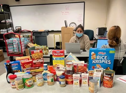 Helping Hands food pantry library location