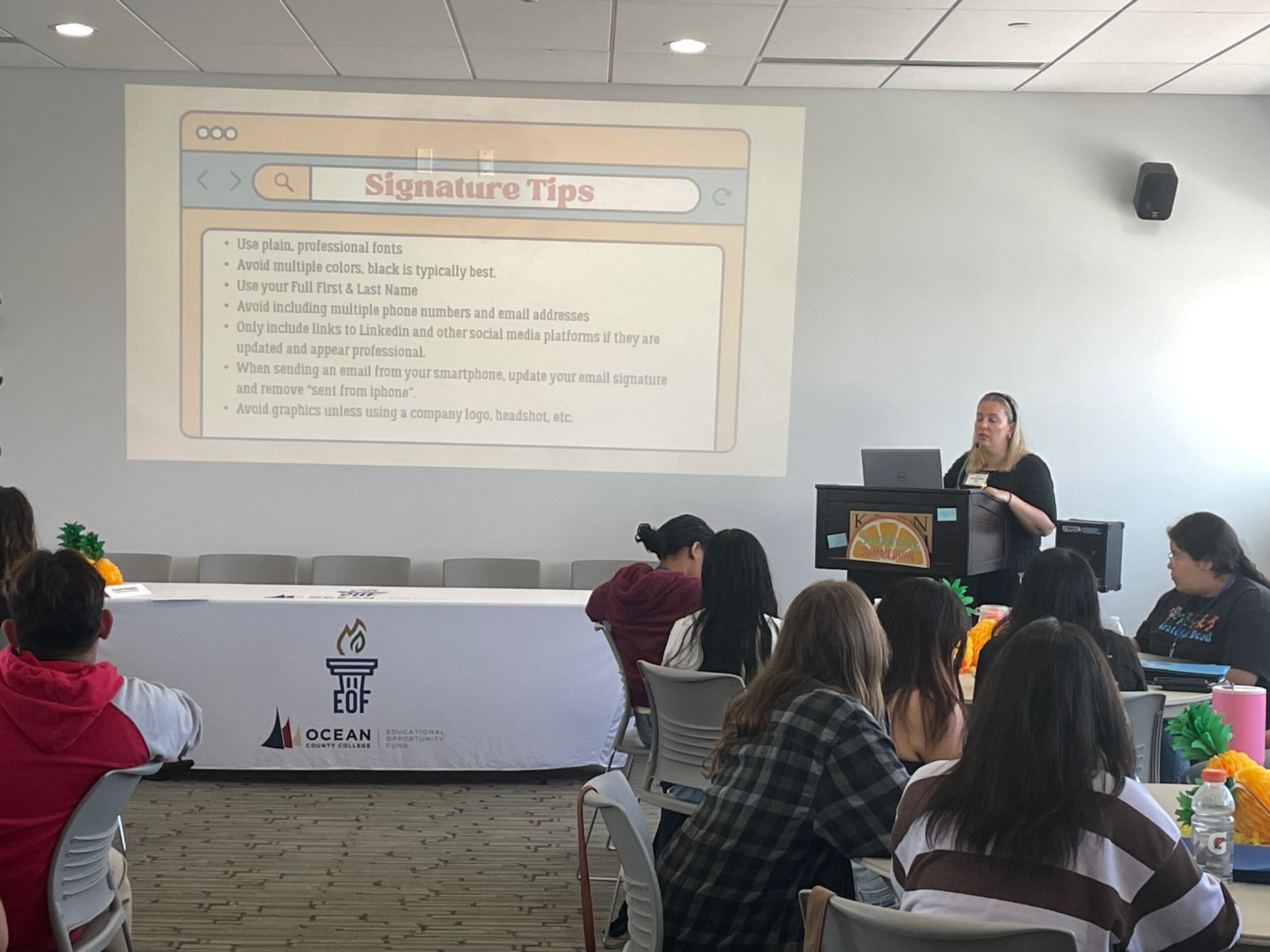 staff led workshop on email etiquette for college students