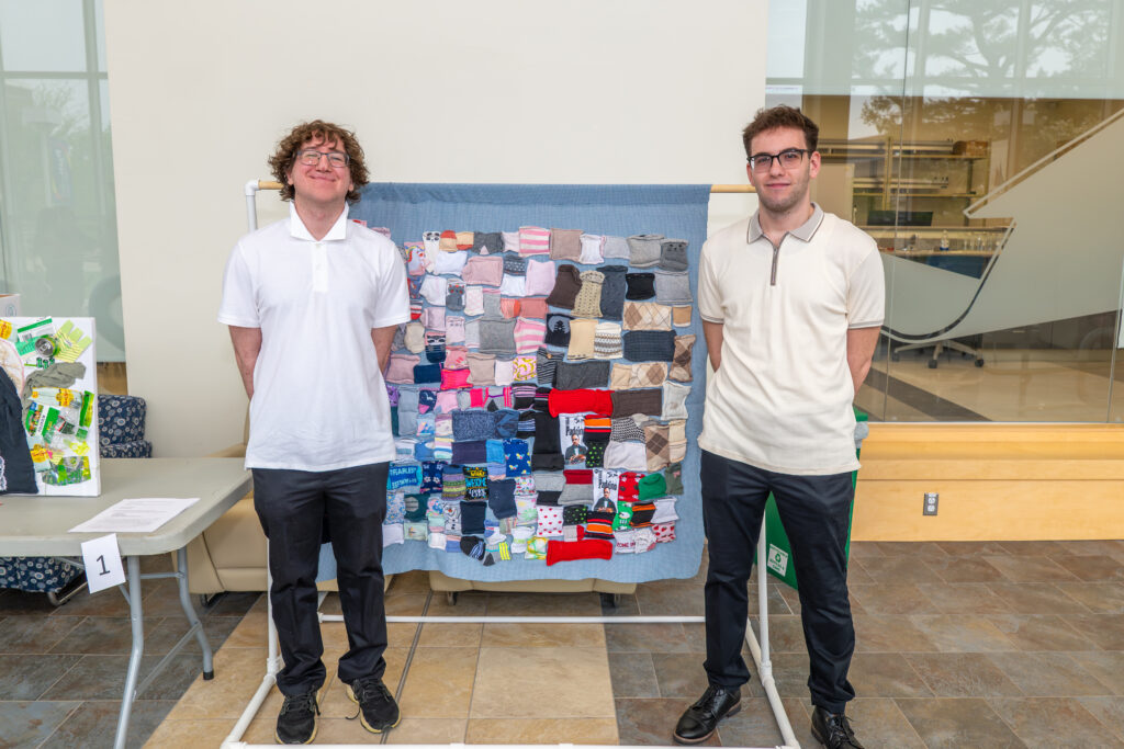 Vincenzo Tortora, Scott Weitman, and Vincent Spampanato, “Stitched Paths”